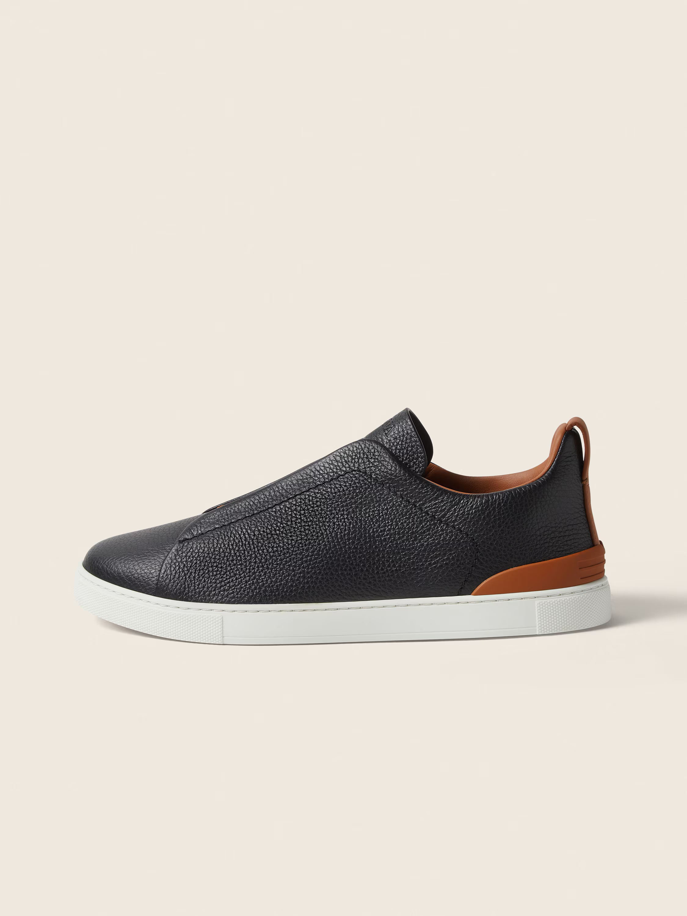 Baskets Triple Stitch en Cuir Blanches/Noires