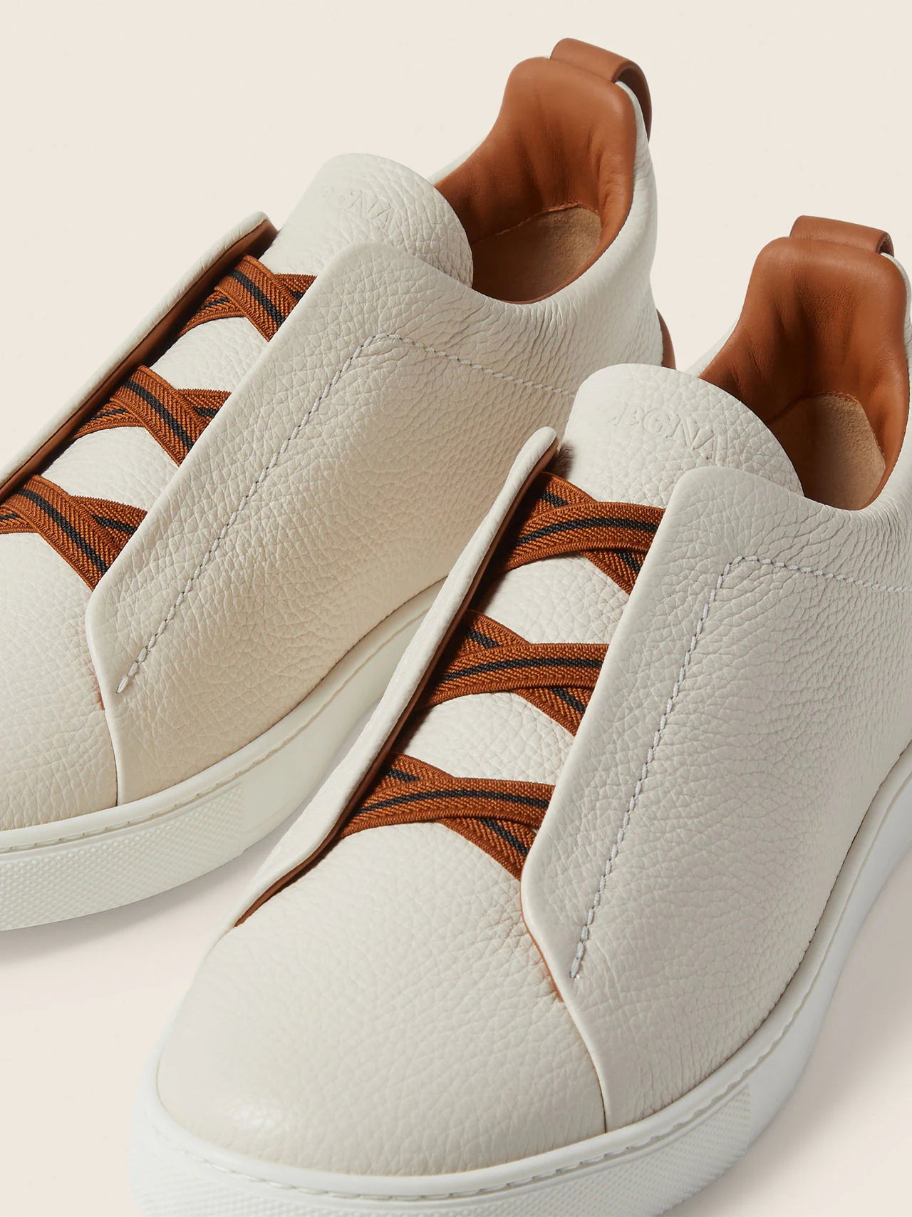 Baskets Triple Stitch en Cuir Blanche