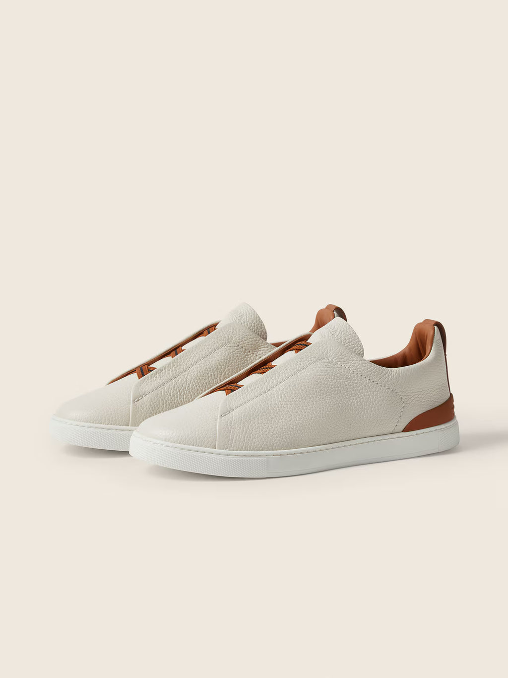 Baskets Triple Stitch en Cuir Blanches/Noires